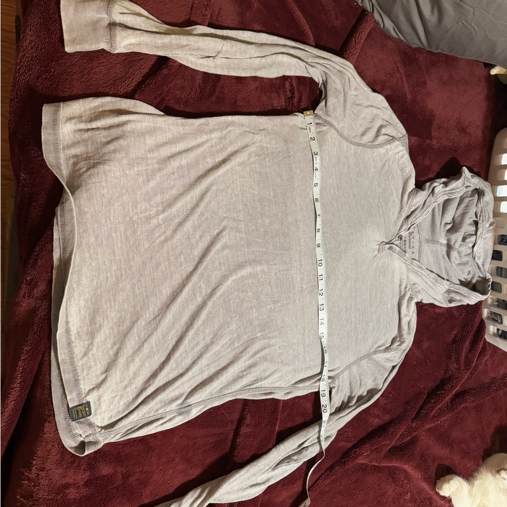 Lucky Brand Light Gray Long Sleeve Tee